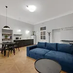 Aparthotel Palace 4*