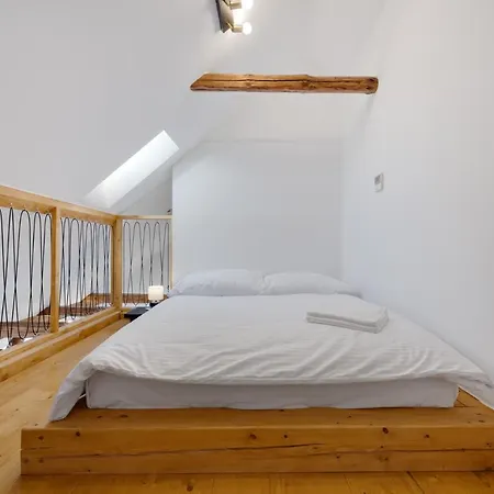 Palace Aparthotel