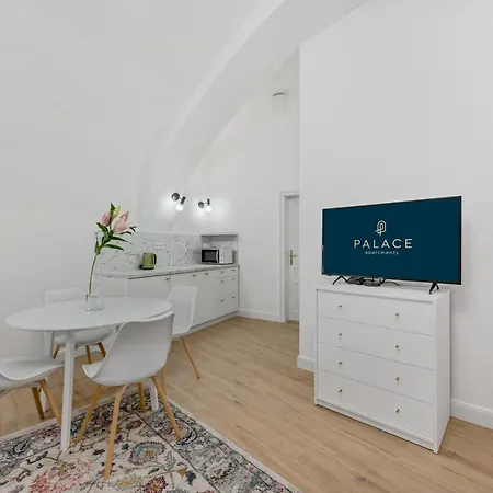 Aparthotel Palace 4*