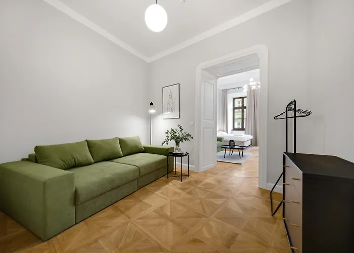 Palace Ξενοδοχείο με διαμερίσματα 4*