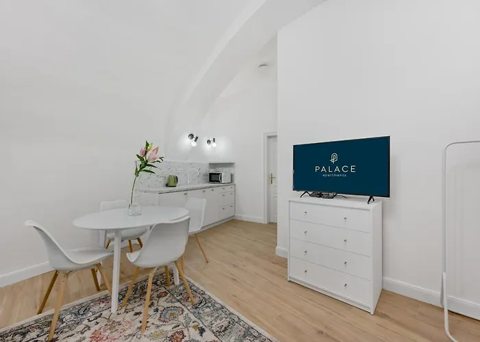 公寓式酒店 Palace 4*