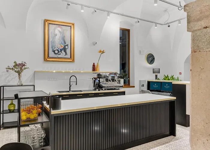 Ξενοδοχείο με διαμερίσματα Palace