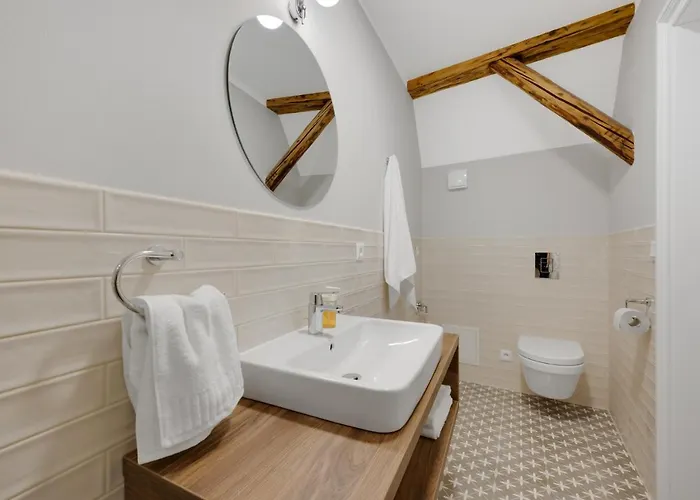 Palace Apartahotel 4*